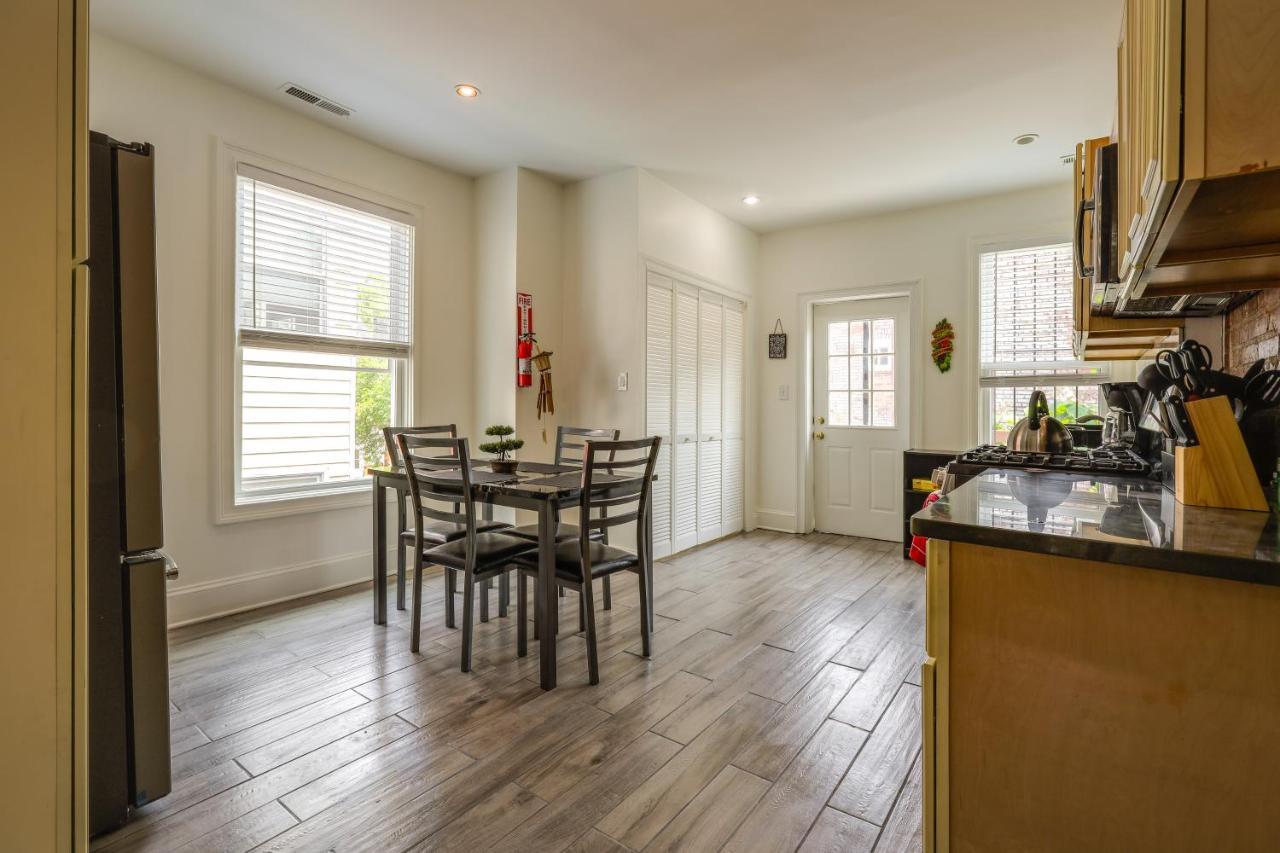 Wfh-friendly Dc Townhome With Deck Less Than 1 Mi To Hu! Holiday home *